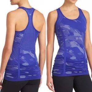Athleta Fastest Track Camo Tank Top in Size Large